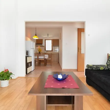 House 1096 Holiday home Premantura