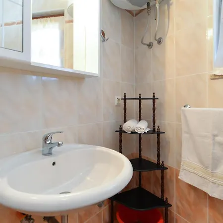 House 1096 Holiday home Premantura