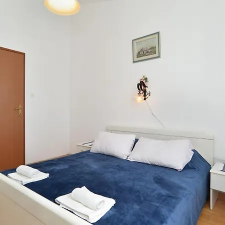 Ferienhaus House 1096 Premantura