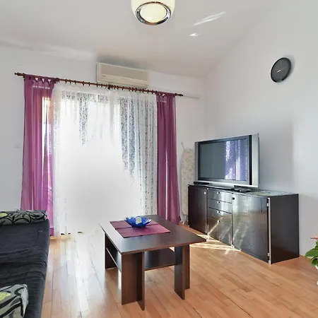 Holiday home House 1096