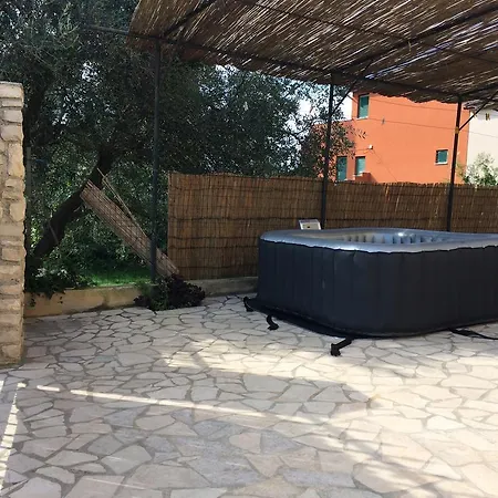 House 1096 Dom wakacyjny